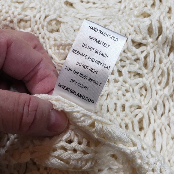 Net 153 open weave scallop hem cream sweater size L/XL - Picture 6 of 7
